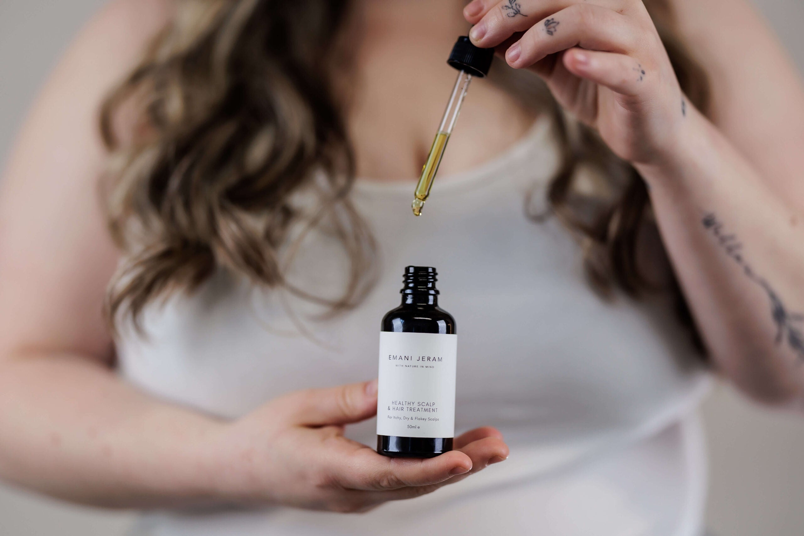 Emani Jeram Hydrating Scalp & Hair Repair Oil | For Dry, Itchy Scalp & All Hair Types 50ml